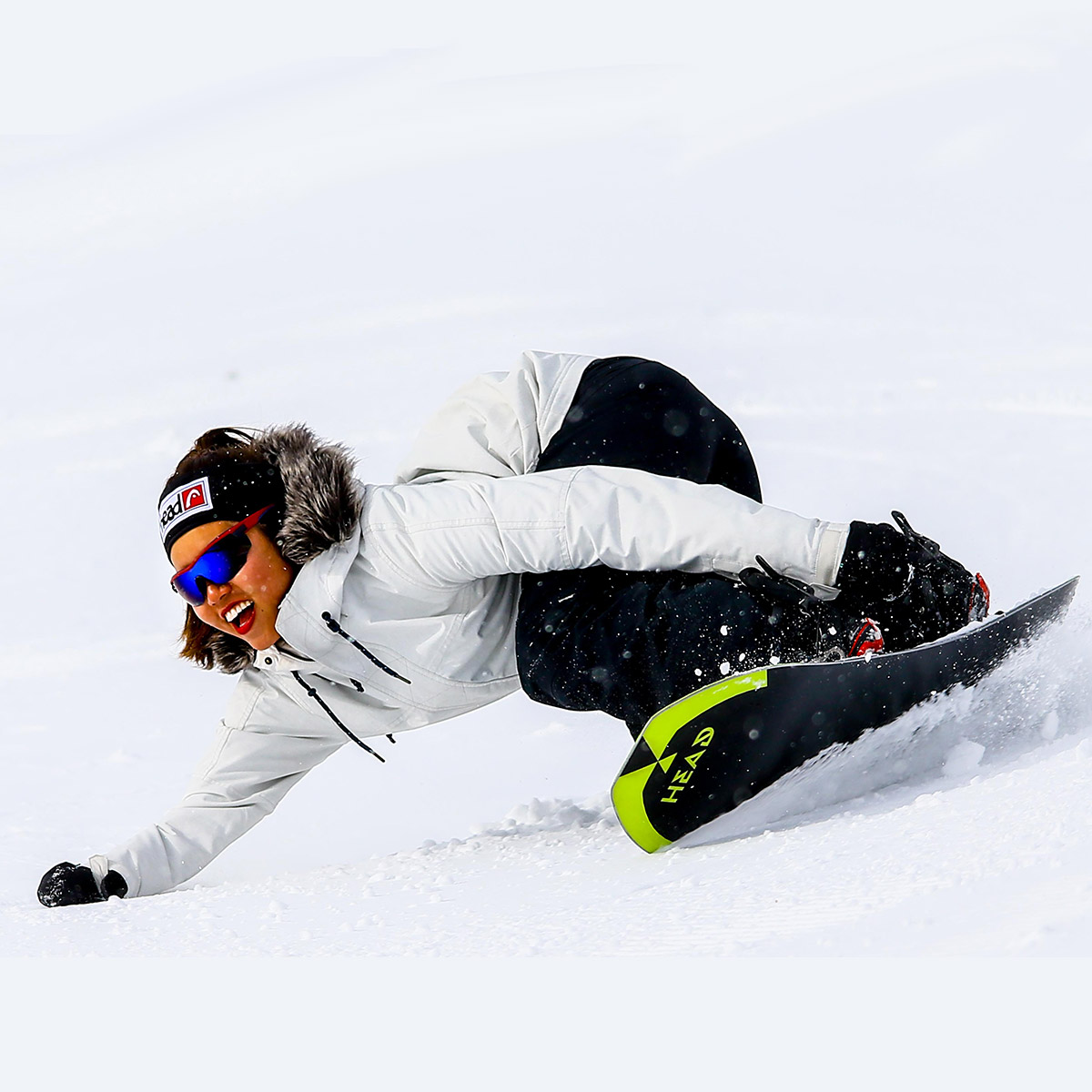 鈴木瑠奈のEnglish On Snow Vol.1 ネイティブな自己紹介編